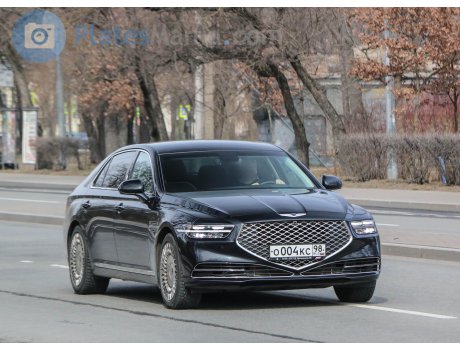 о004кс98, Genesis G90