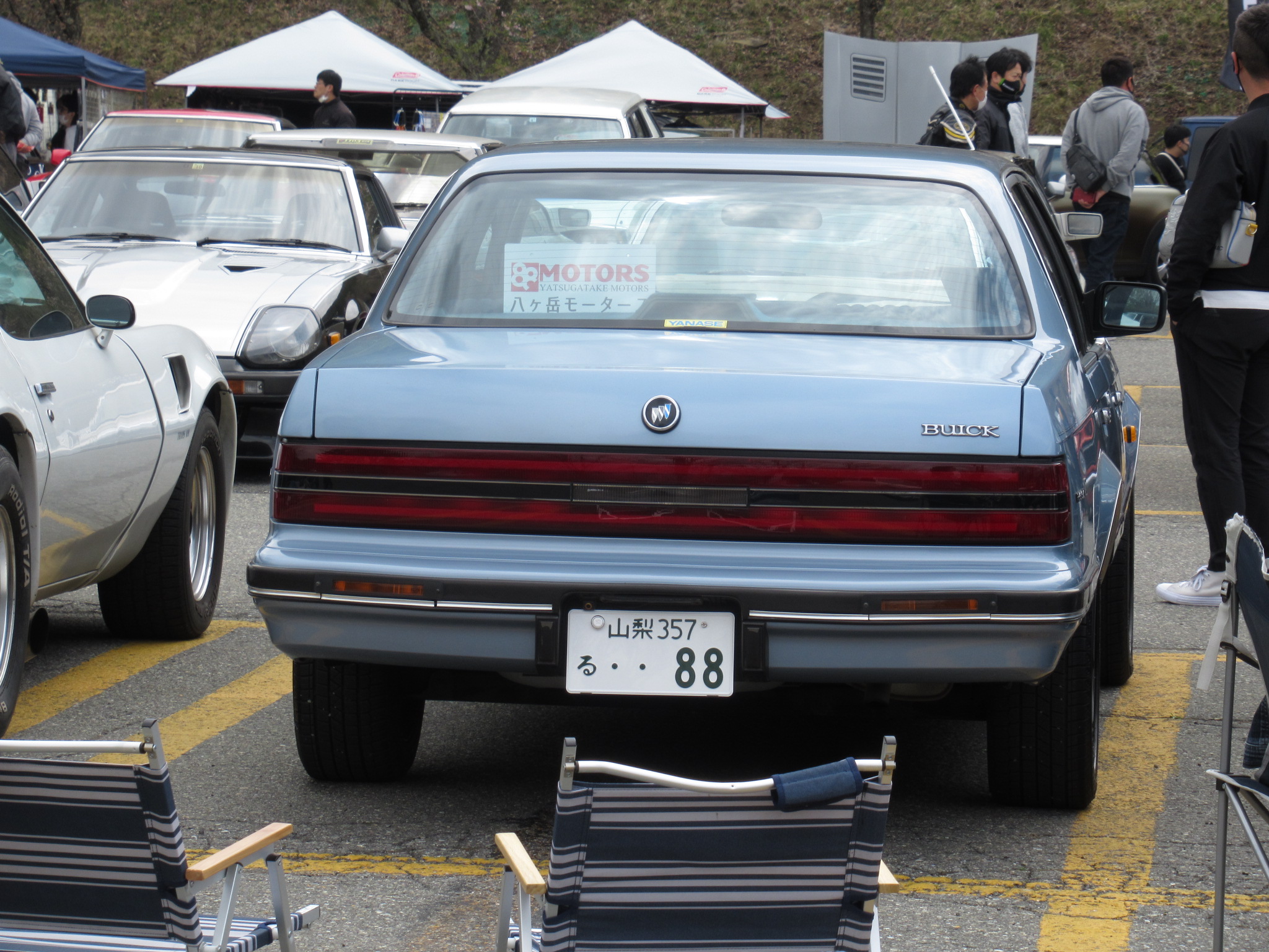 山梨 357 る 88, Buick Century 