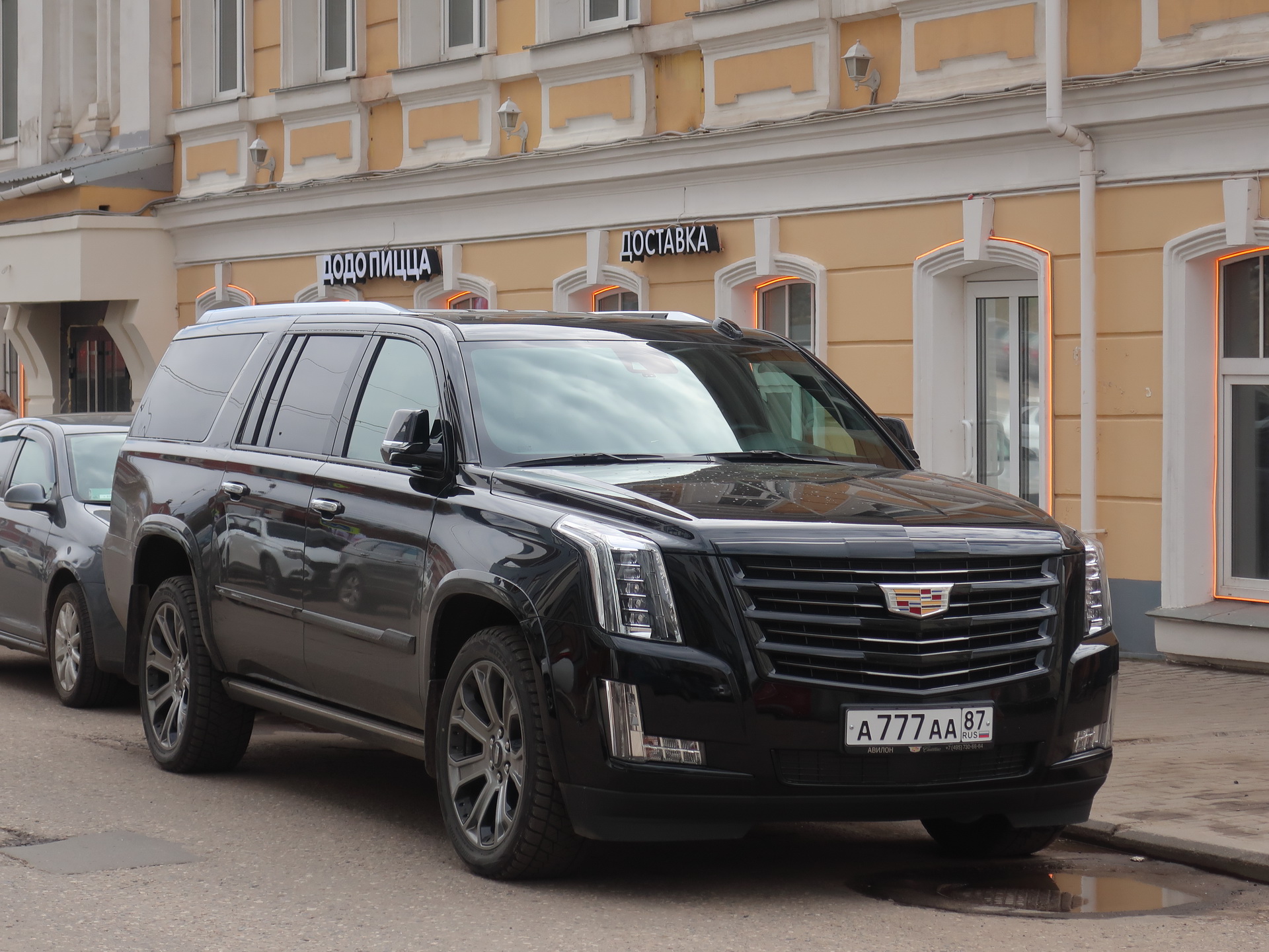 а 777 аа 87, Cadillac Escalade 4th gen (GMTK2XL), 2014–2020