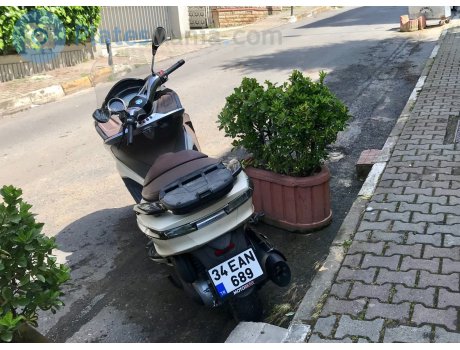 34 EAN 689, Piaggio X10