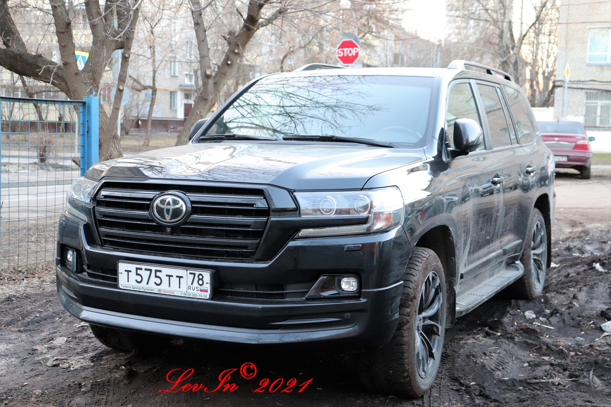 т 575 тт 78, Toyota Land Cruiser 200 (J200), 2nd facelift, 2015–2021