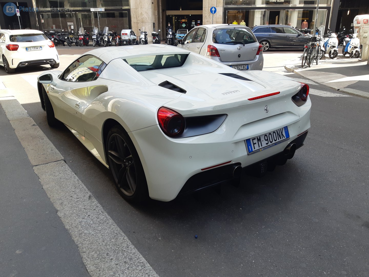 FM 900 NK, Ferrari 488 1st gen Spider (F142M), 2015–2019