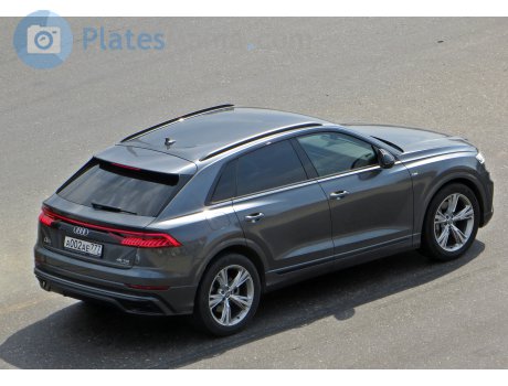 а002ае777, Audi Q8