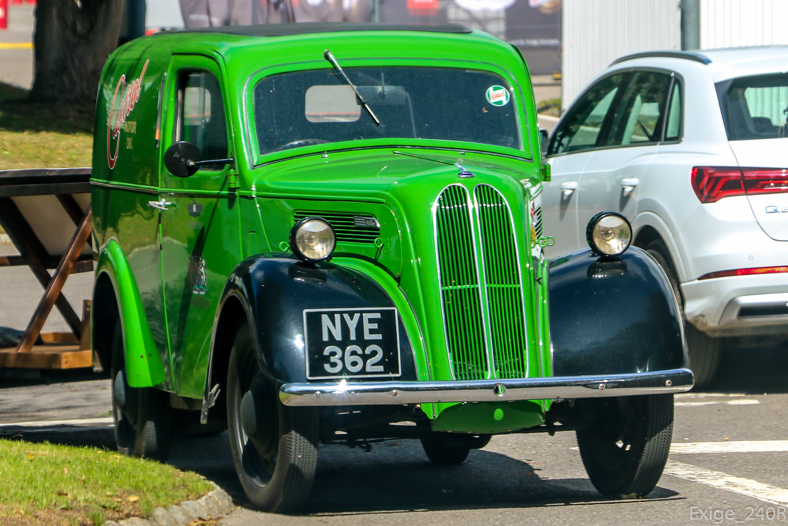 NYE362, Fordson E83W 