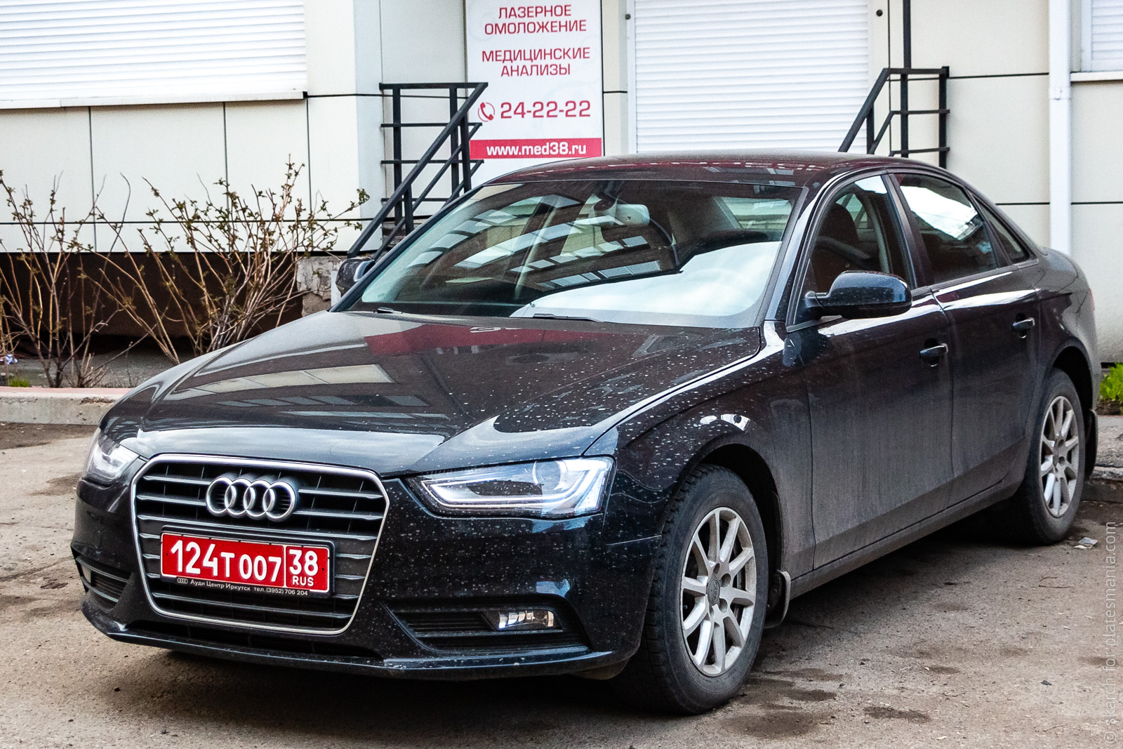 124 T 007 38, Audi A4 