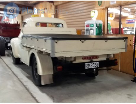 RM3550, Studebaker E-Series