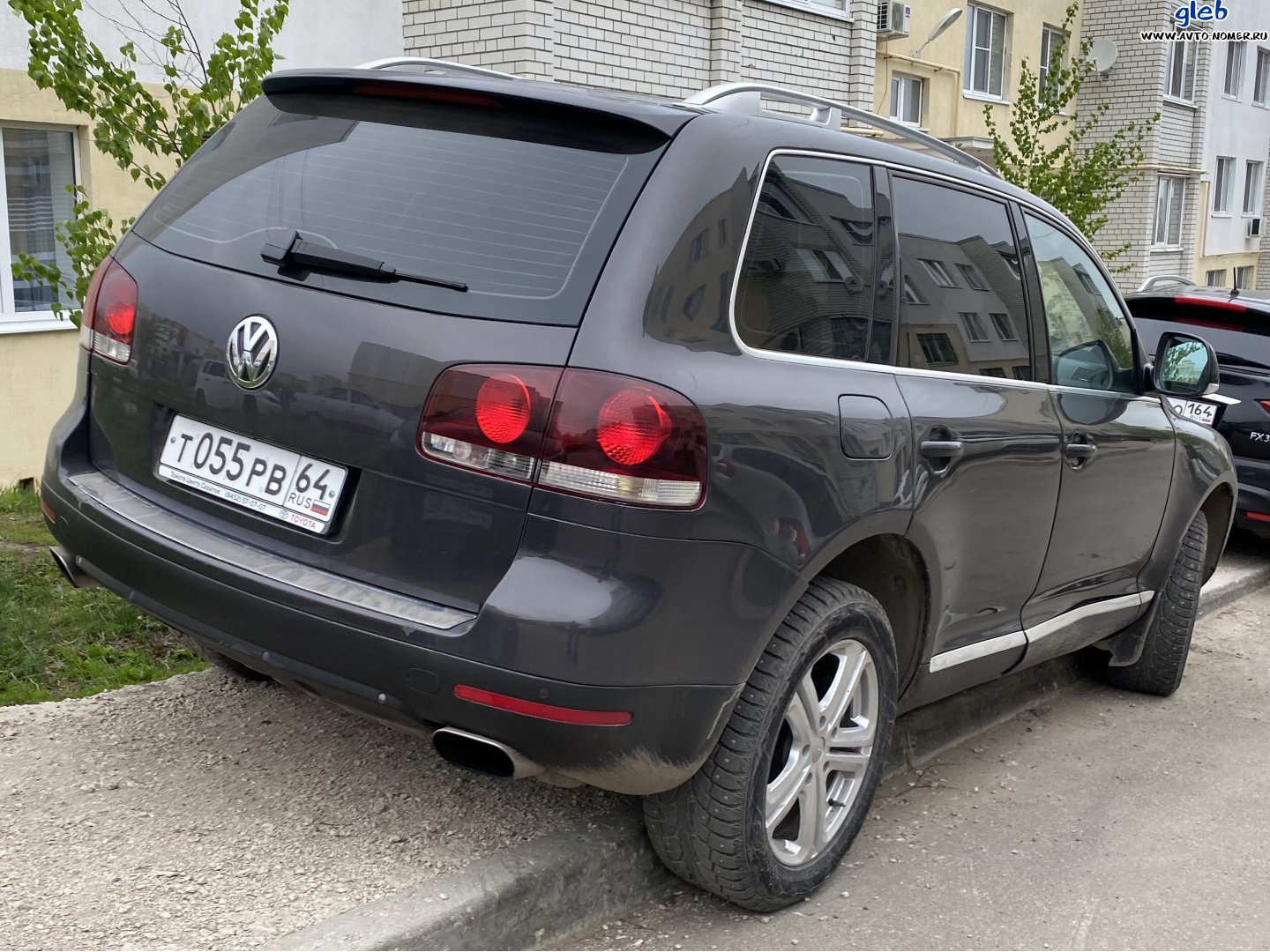 т 055 рв 64, Volkswagen Touareg 1st gen (7L), 2002–2010