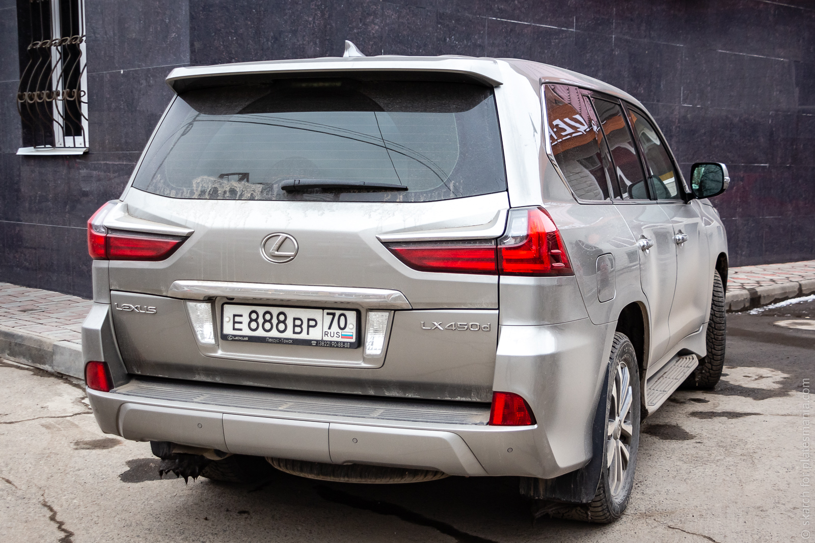 е 888 вр 70, Lexus LX 3rd gen (J200), 2nd facelift, 2015–2021