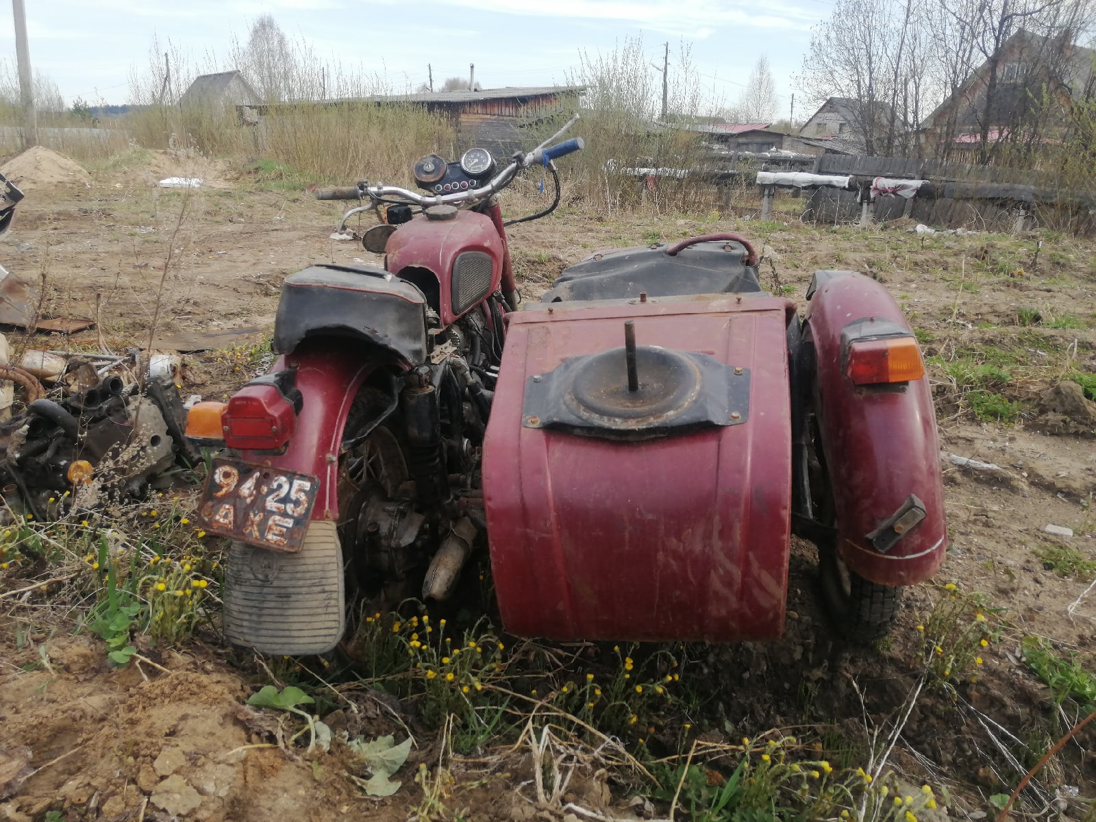 9425 АХЕ, Dnepr (KMZ) 10-36 