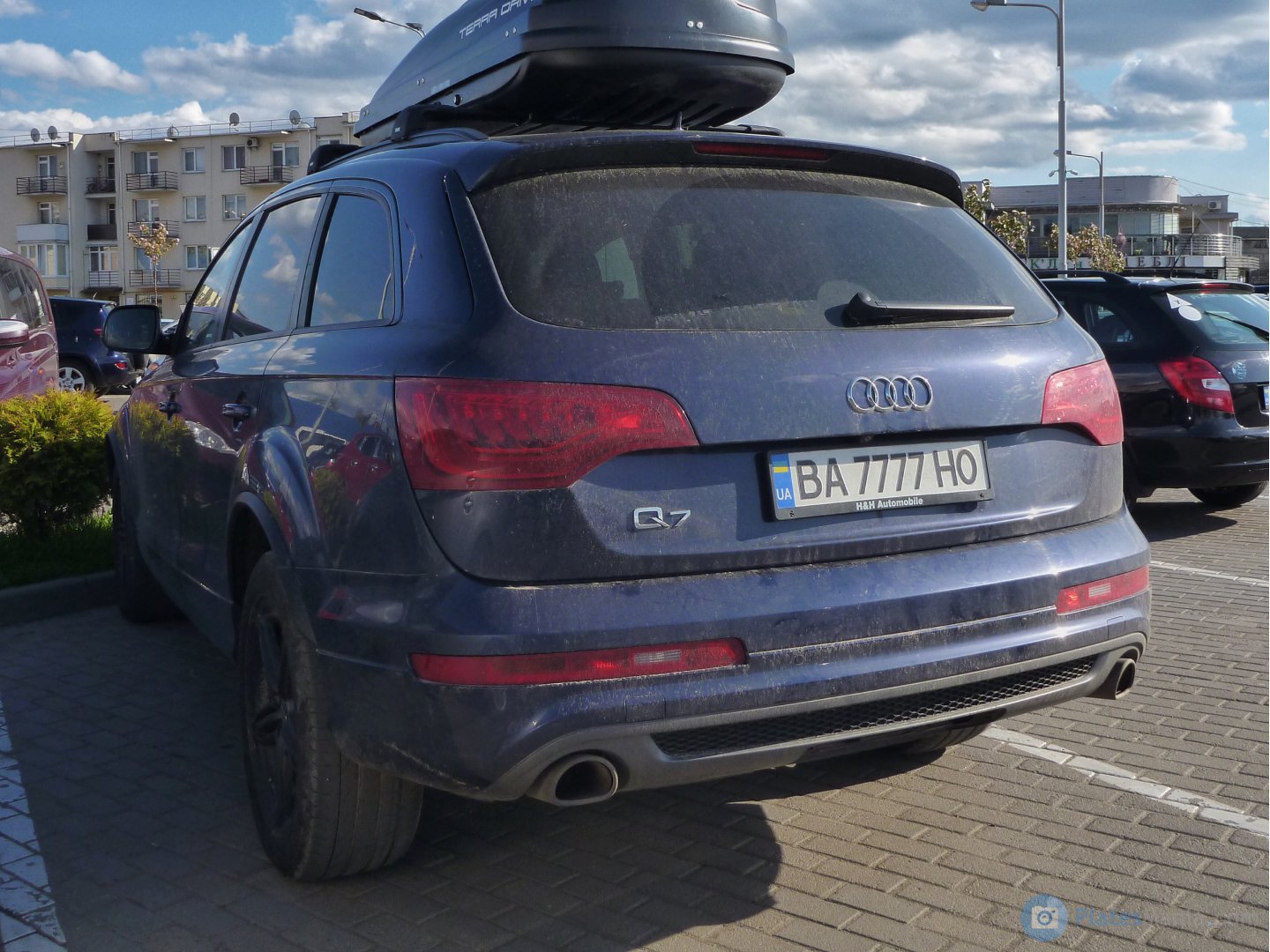 BA 7777 HO, Audi Q7 1st gen (4LB), facelift, 2009–2015
