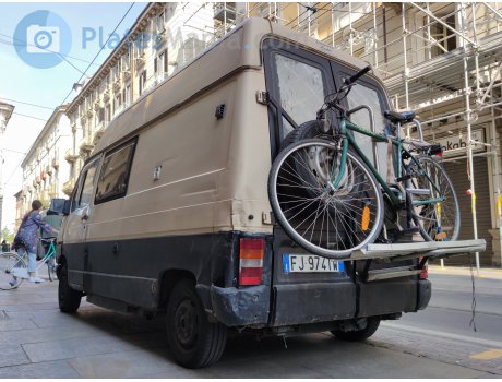 FJ 974 TW, Renault Trafic