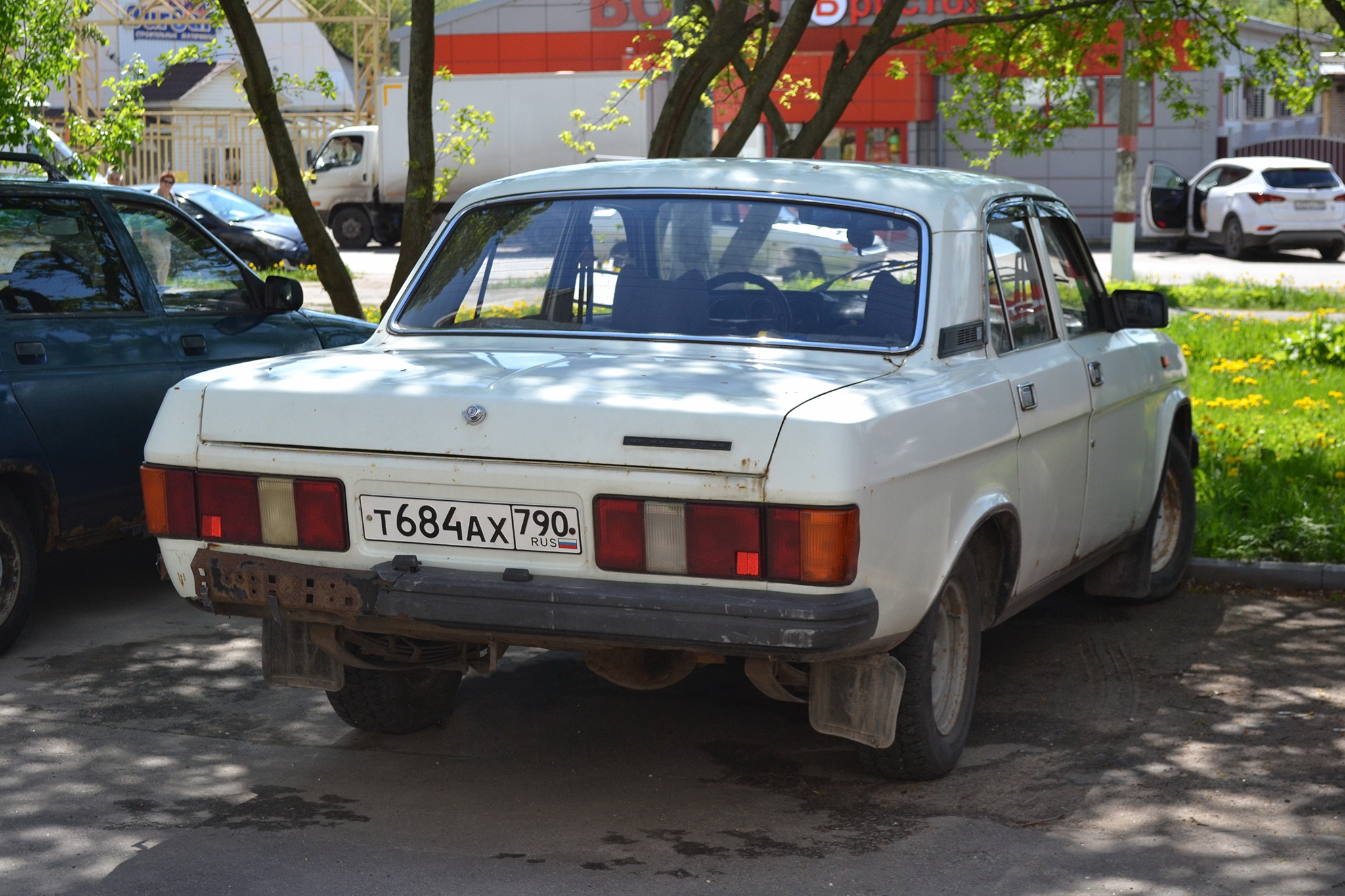 т 684 ах 790, GAZ 31029 Волга 