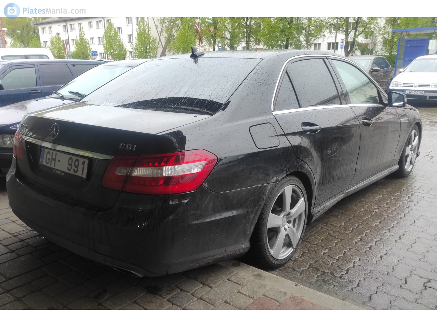 GH-991, Mercedes-Benz E-Klasse 4th gen Sedan (W212), 2009­–2013