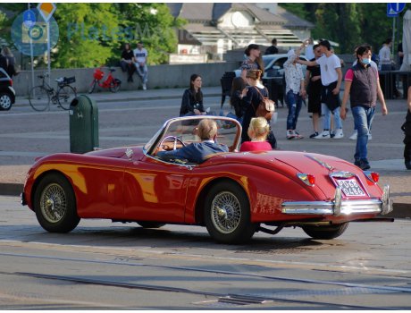 PD 680486, Jaguar XK150