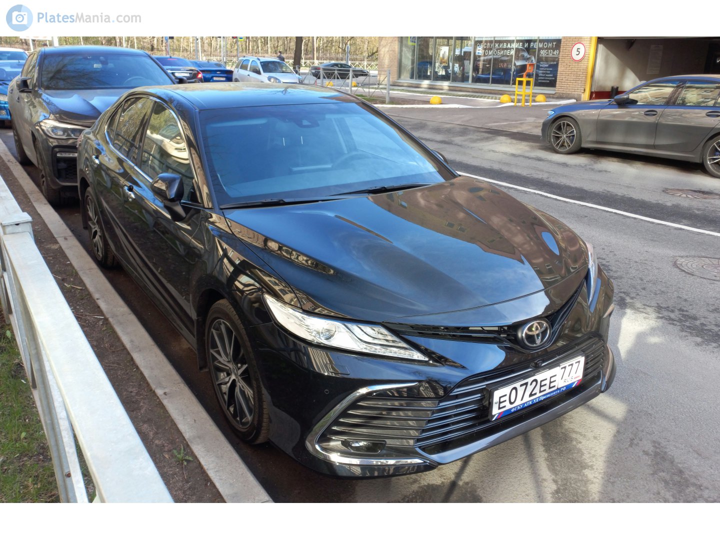 е 072 ее 777, Toyota Camry 8th gen (XV70), 2017–