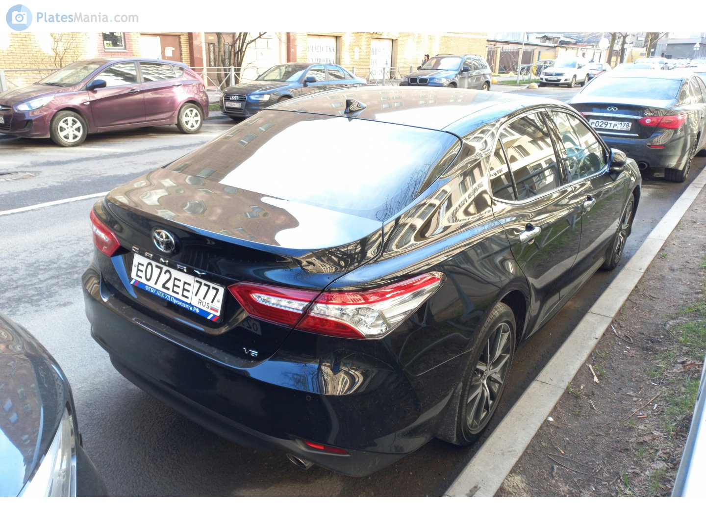 е 072 ее 777, Toyota Camry 8th gen (XV70), 2017–