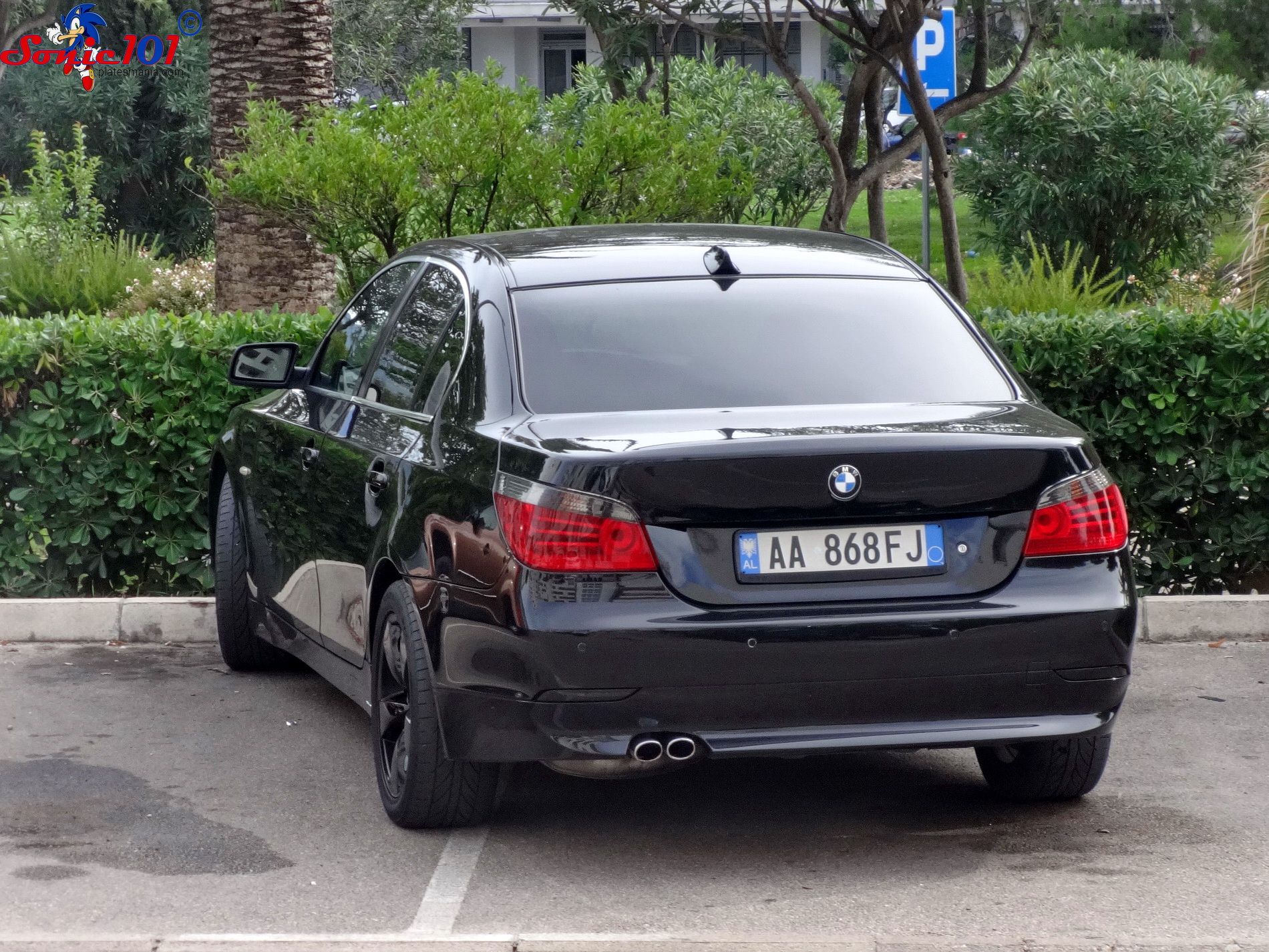AA 868 FJ, BMW 5 Series 5th gen Sedan (E60), 2003–2010