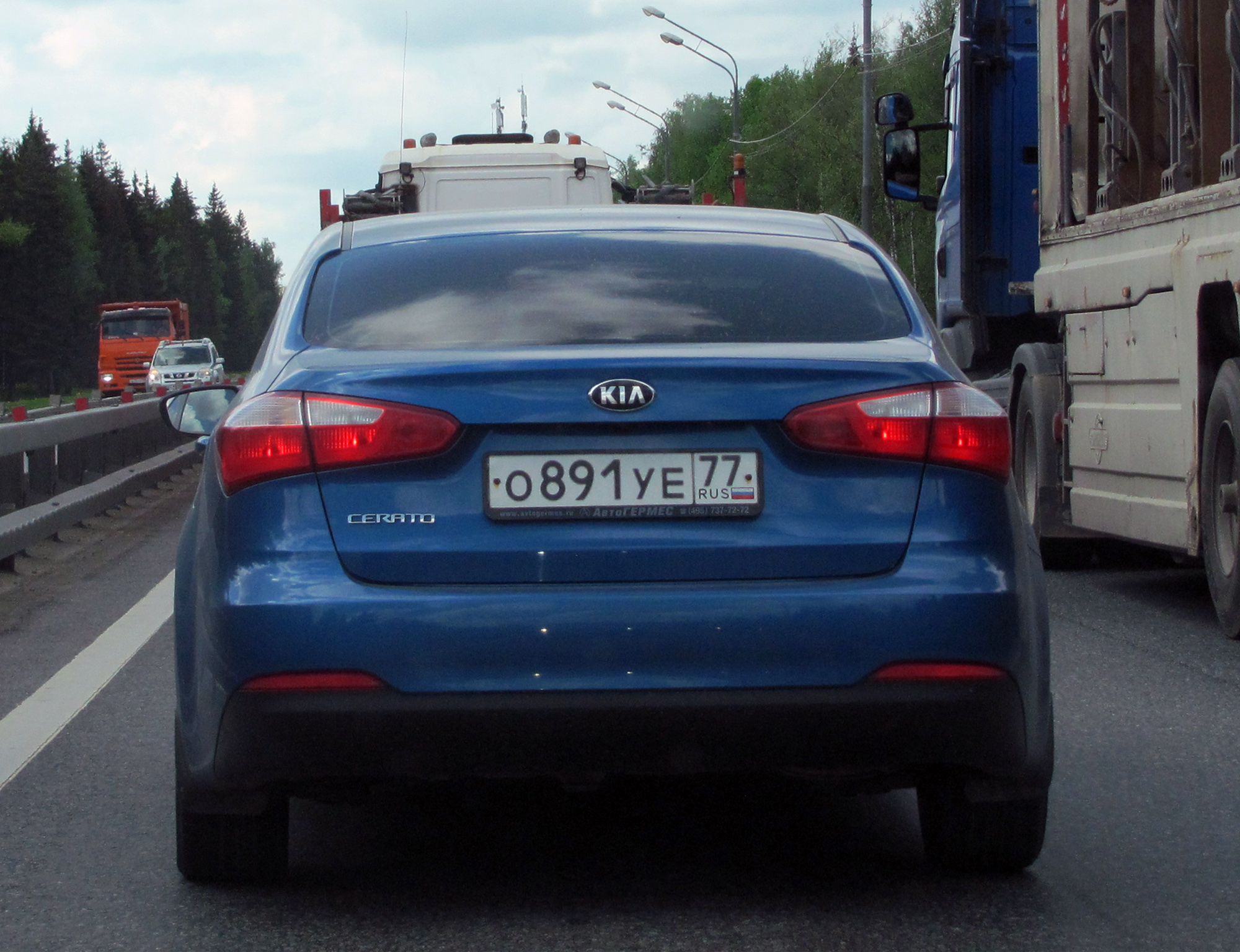 о 891 уе 77, Kia Cerato 3rd gen Sedan (YD), 2012–2016
