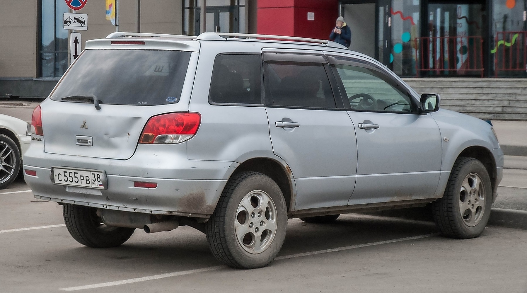 с 555 рв 38, Mitsubishi Airtrek 1st gen (CU/ZE/ZF; JP-market), 2001–2005