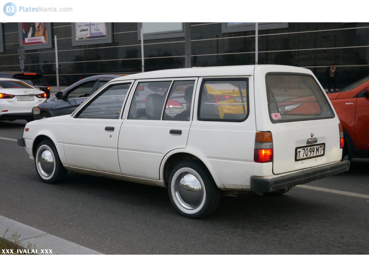 т 7099 МТ, Nissan AD 1st gen (B11), 1982–1990