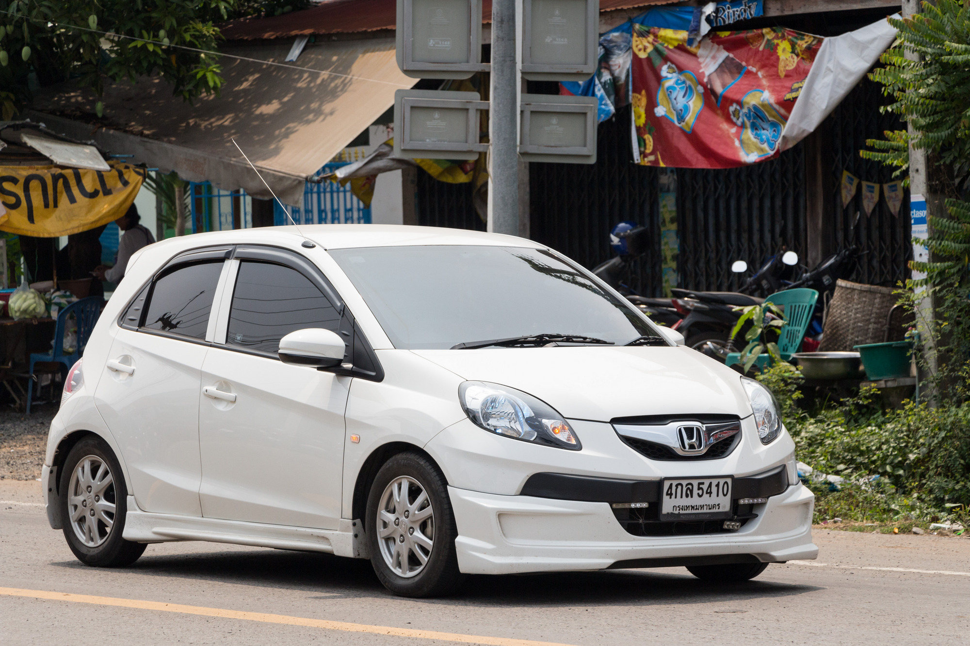 4กล 5410, Honda Brio 1st gen Hatch (DD1/DD2), 2011–2016
