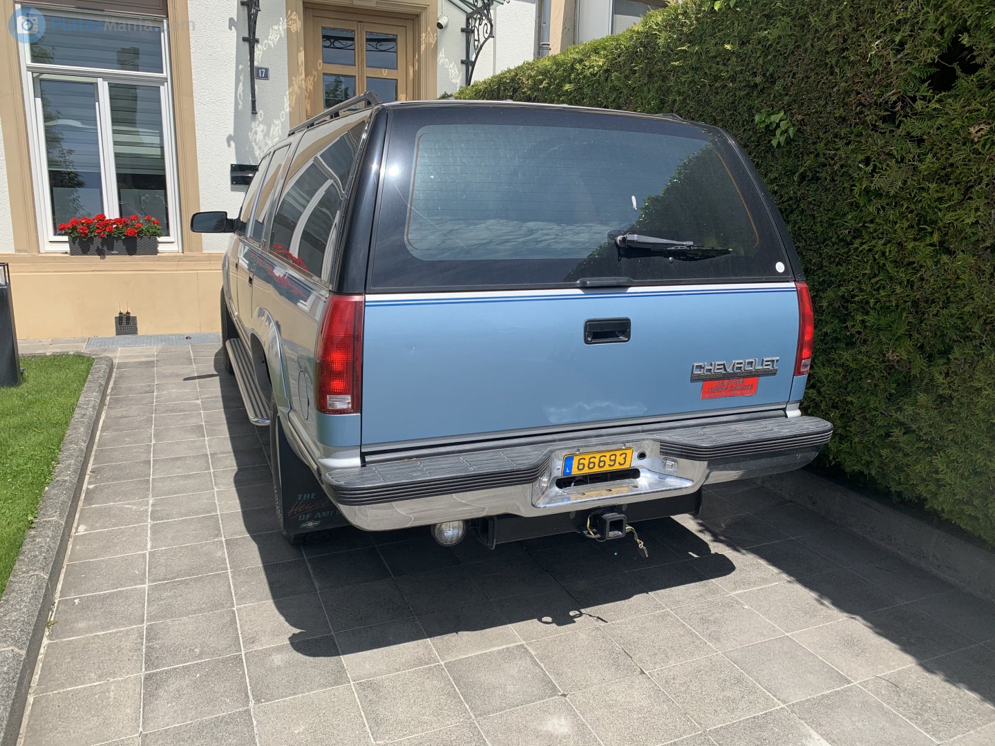 66693, Chevrolet Suburban 8th gen (GMT400), 1991–1999
