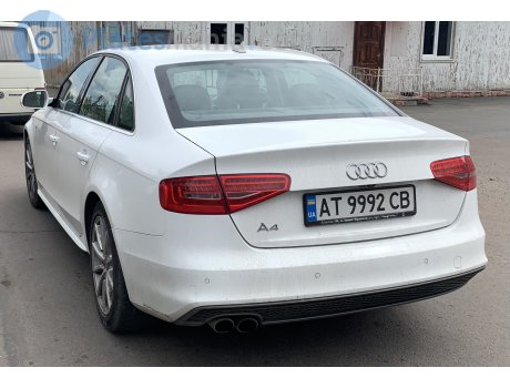 AT 9992 CB, Audi A4