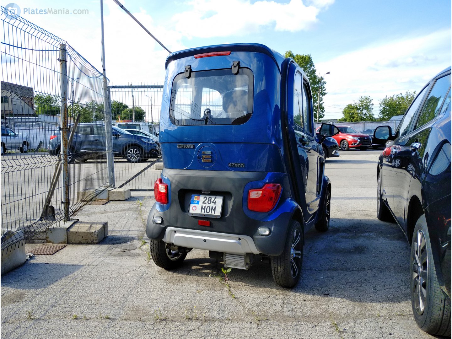 284 MOM, Motorcycles (2015) 