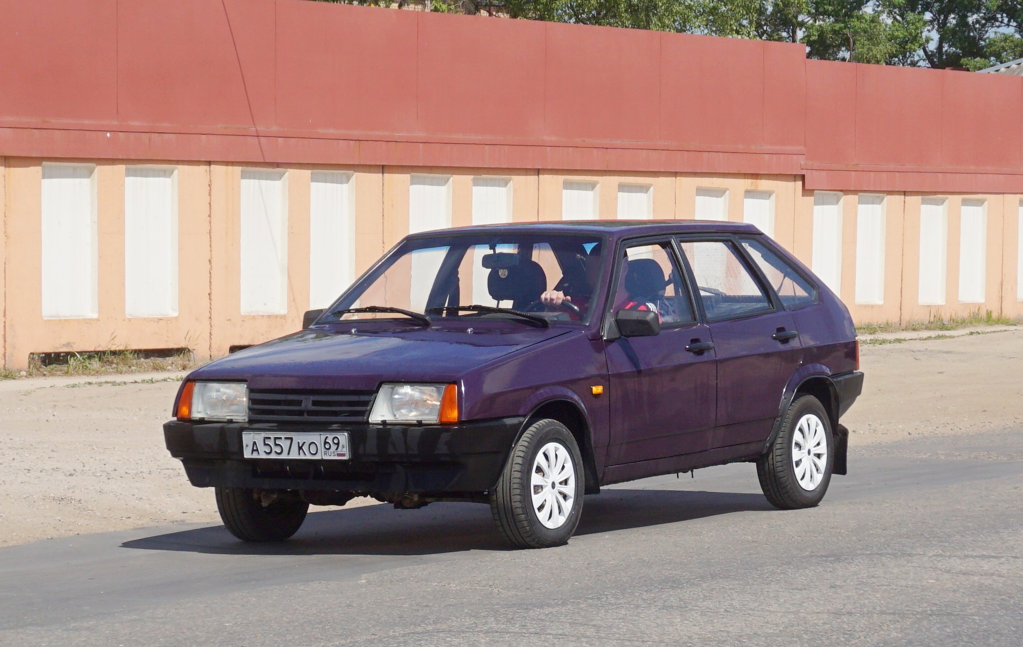а 557 ко 69, Lada (VAZ) 2109 2109 Спутник (Samara/Forma/Sputnik), 1987–2004 (–2011 for others)