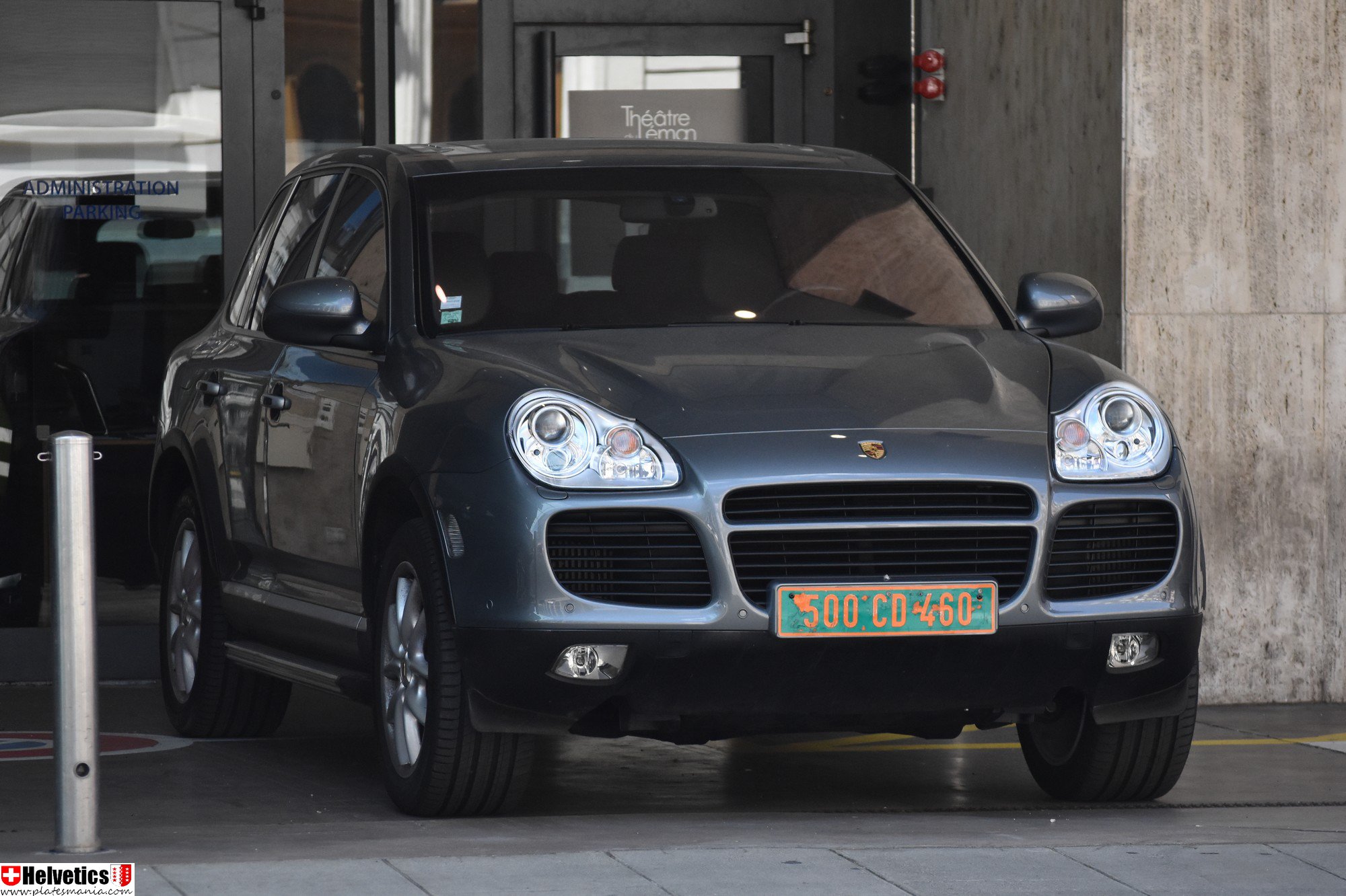 500 CD 460, Porsche Cayenne 1st gen (955; 9PA), 2002–2007