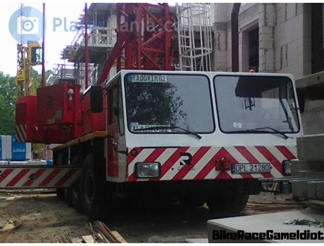 DPL 21280, Spierings AT4