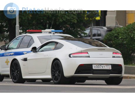 е007хт777, Aston Martin V12 Vantage