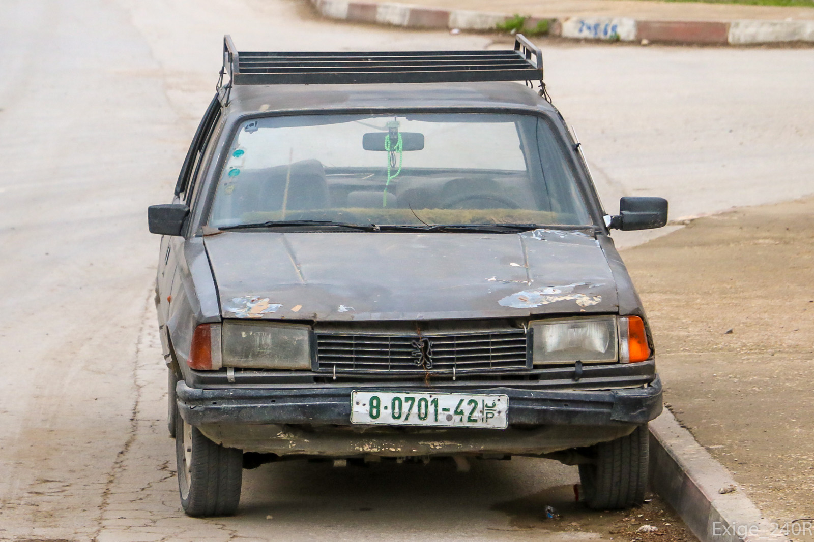 8-0701-42, Peugeot 305 Break, 1980–1988
