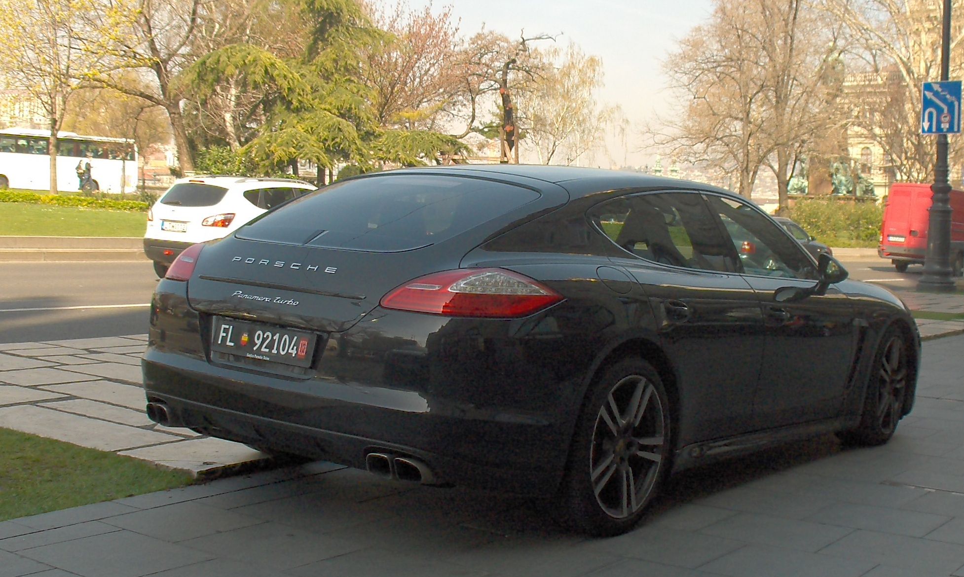 FL 92104, Porsche Panamera 1st gen (970), 2009–2013