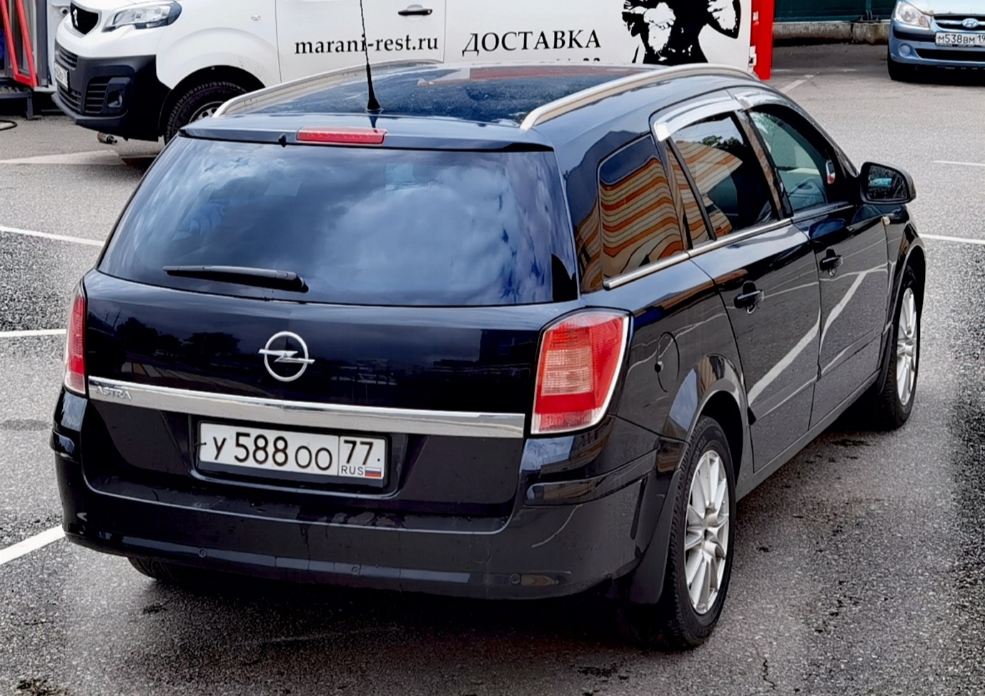 у 588 оо 77, Opel Astra 3rd gen Caravan Wagon (H; A04), 2004–2014