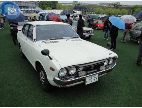 静岡 530 と 1976, Nissan Violet