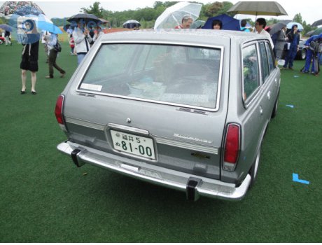 福井 5 ぬ 8100, Datsun Bluebird