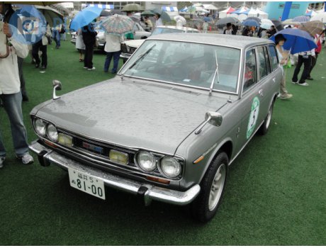 福井 5 ぬ 8100, Datsun Bluebird
