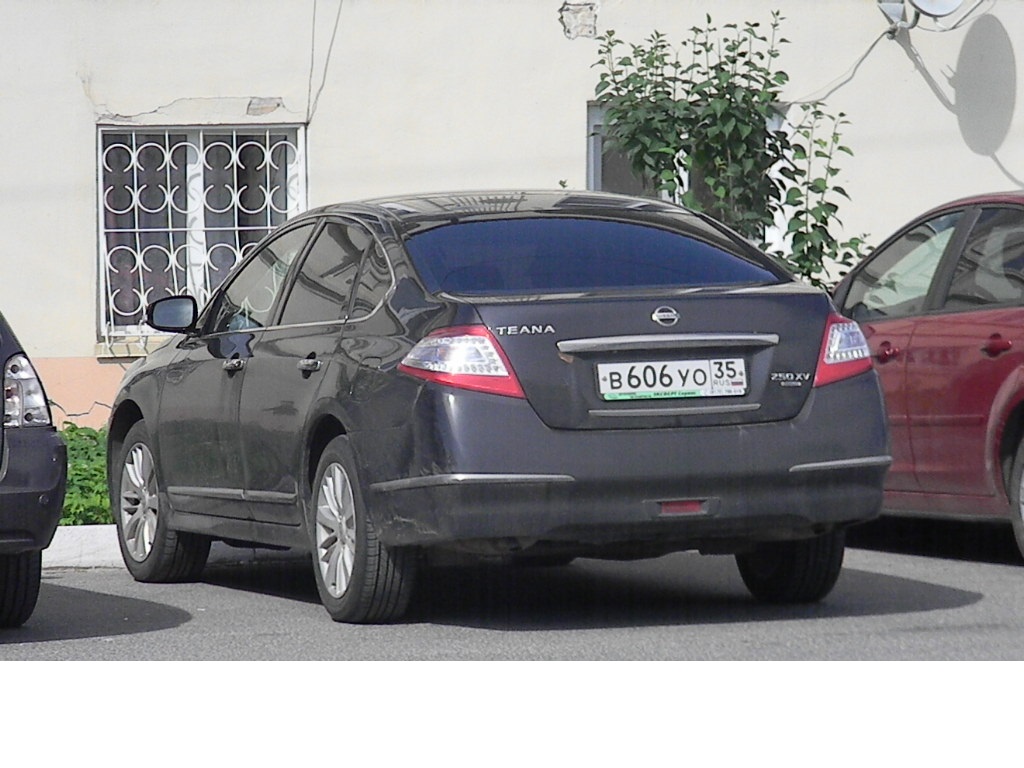 в 606 уо 35, Nissan Teana 2nd gen (J32), 2008–2014 (–2019 for TW-market)