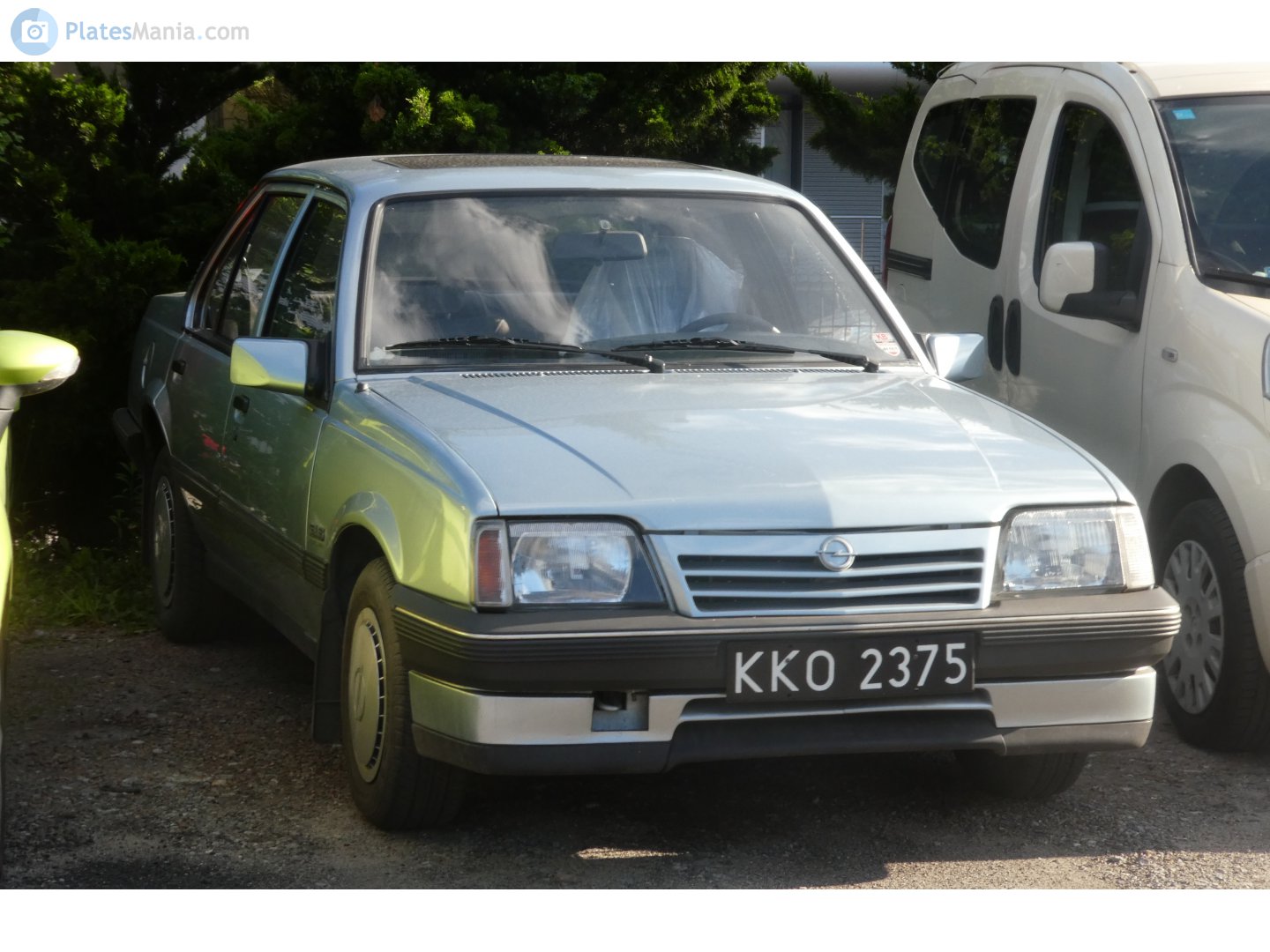 KKO 2375, Opel Ascona 3rd gen 4-door Sedan (C), 1981–1988