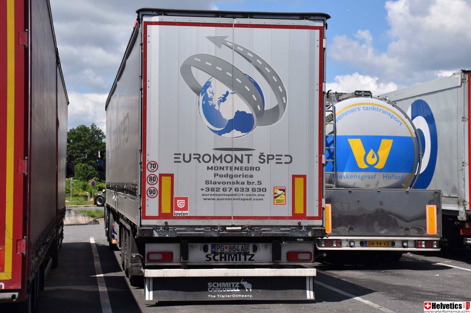 PG 864AB, Schmitz SPR 