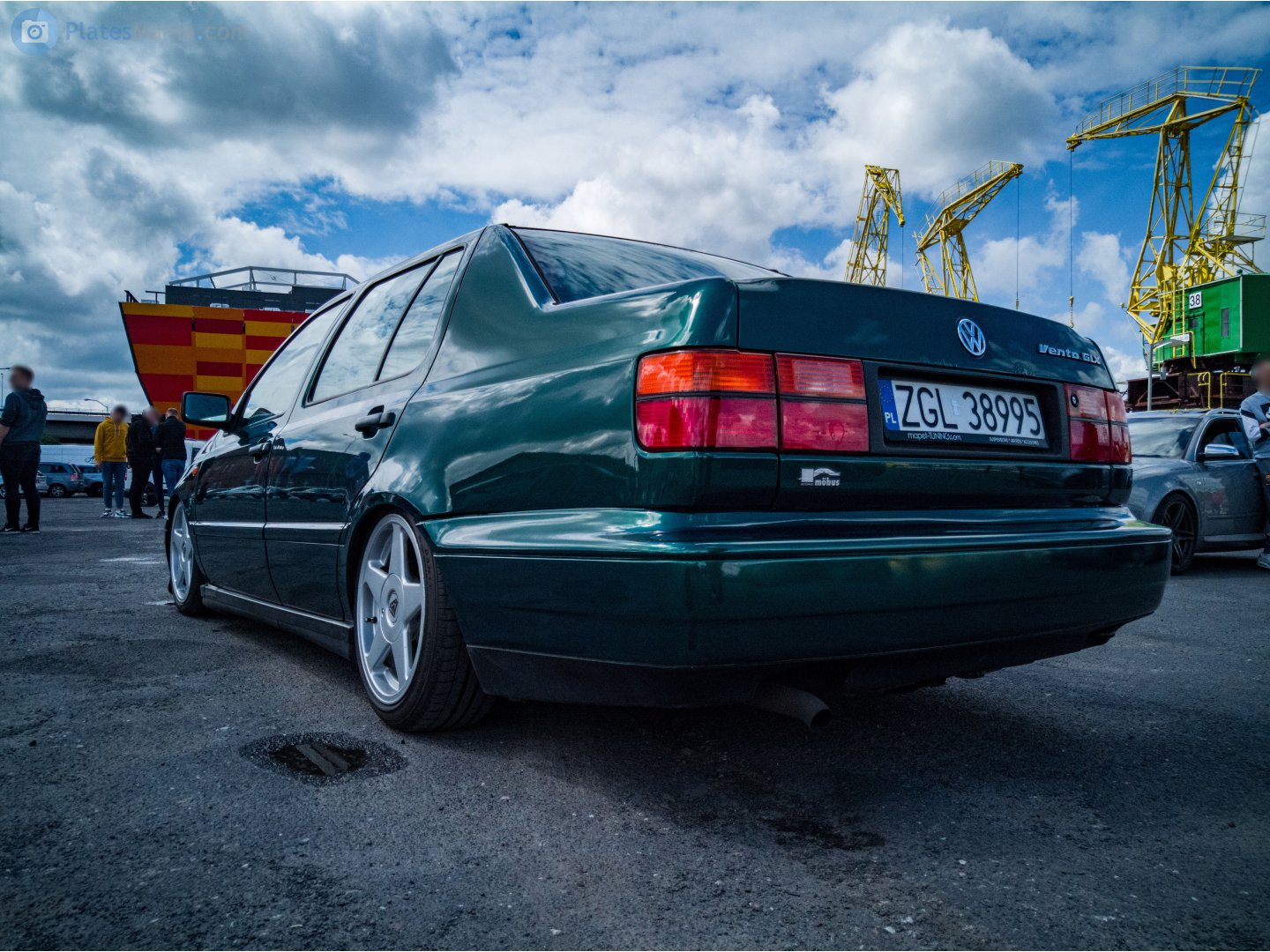 ZGL 38995, Volkswagen Vento 1st gen (A3/1H2), 1992–1999