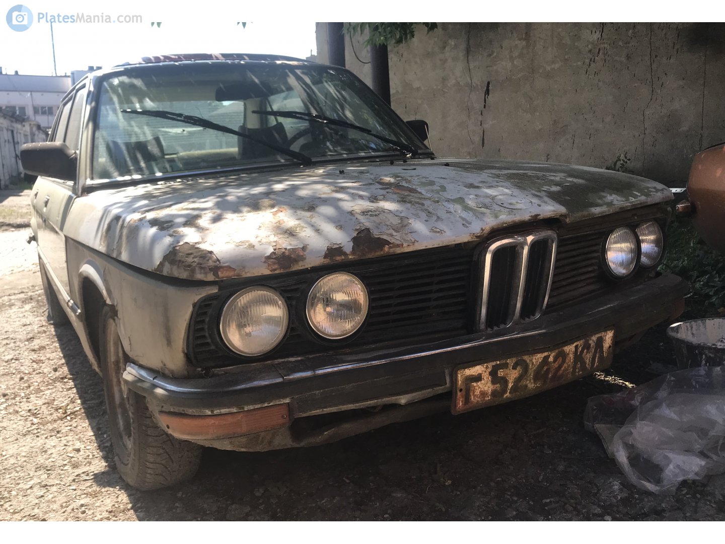г 5242 КЛ, BMW 5 Series 1st gen (E12), 1972–1981