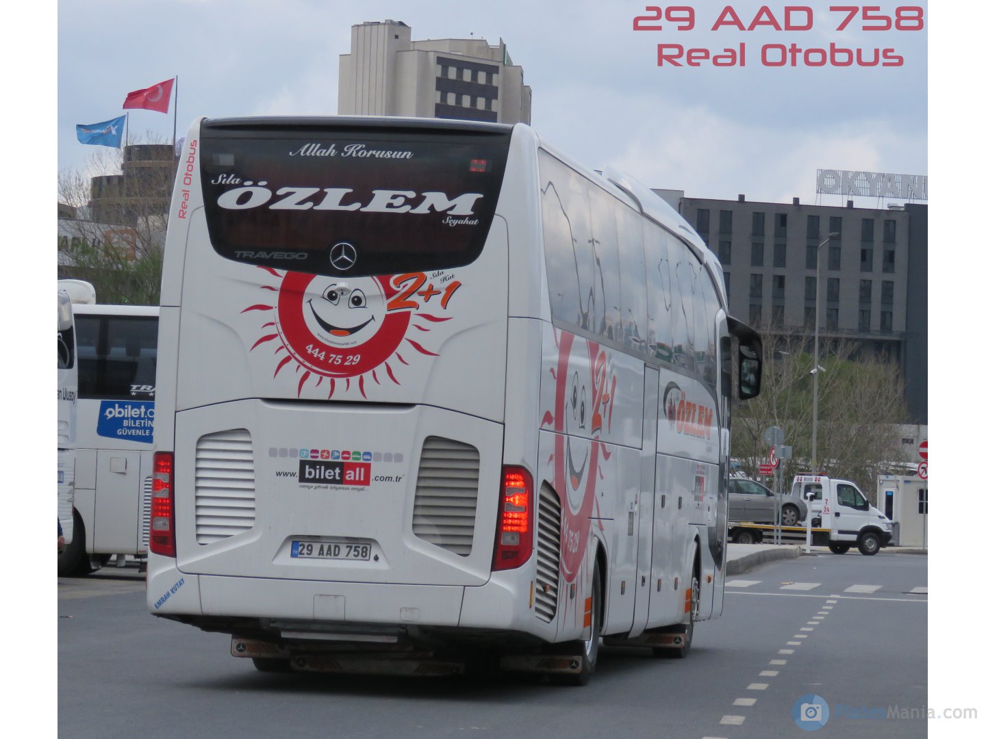 29 AAD 758, Mercedes-Benz Travego 