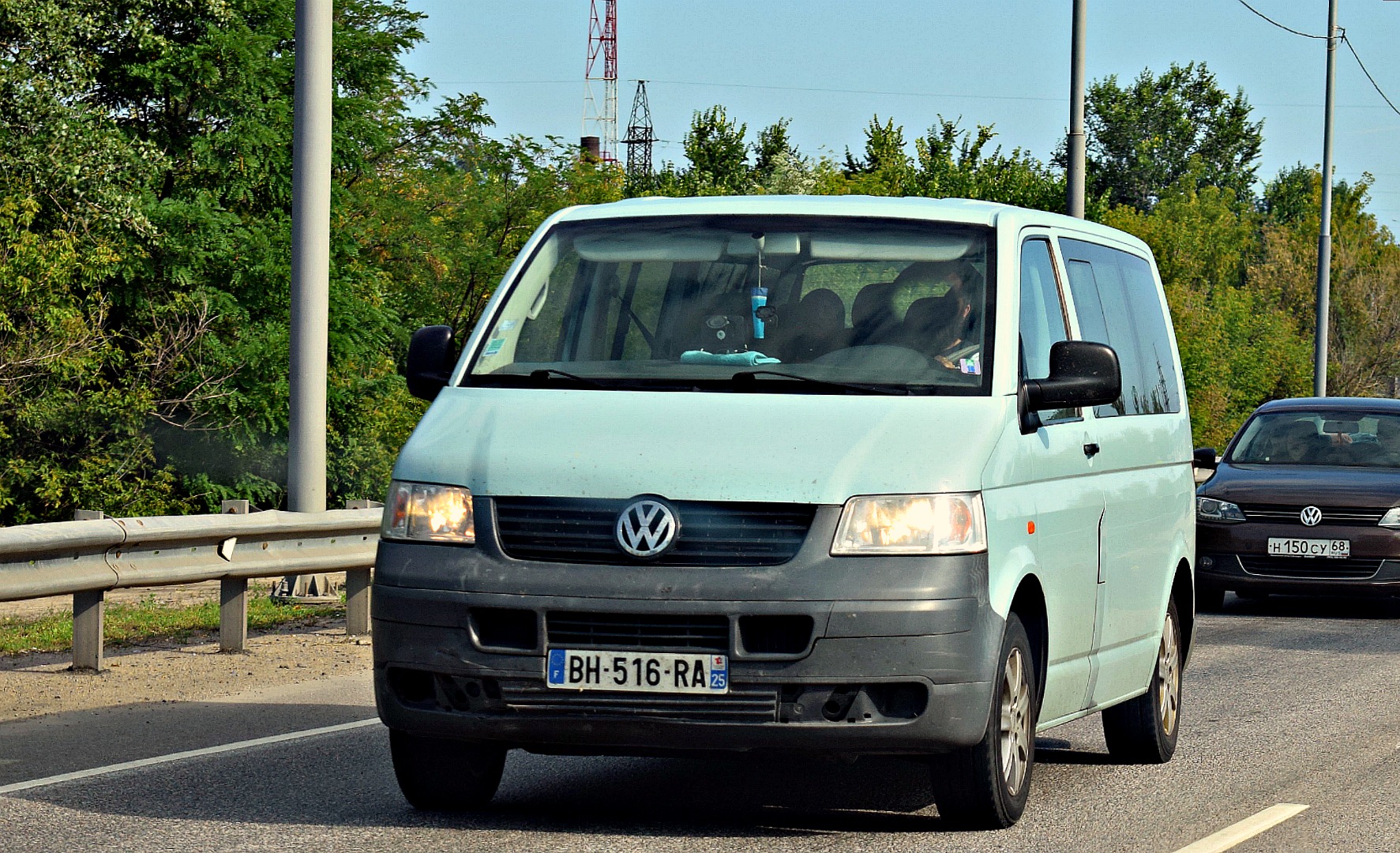 BH-516-RA, Volkswagen Transporter 5th gen Van (T5) (7E/7H), 2003–2009