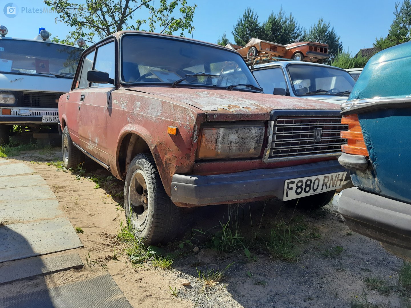 F880RNH, Lada (VAZ) 2107 Жигули (Nova / Riva / Signet / 1500), 1982–2014