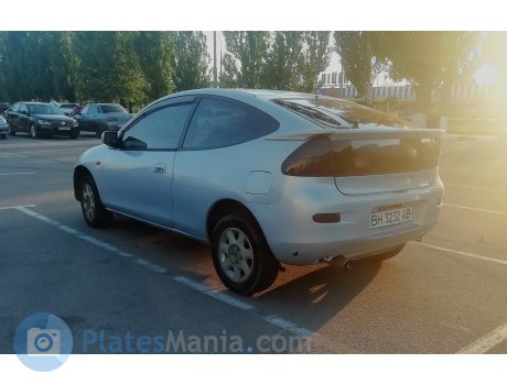 BH 3232 AB, Mazda Familia