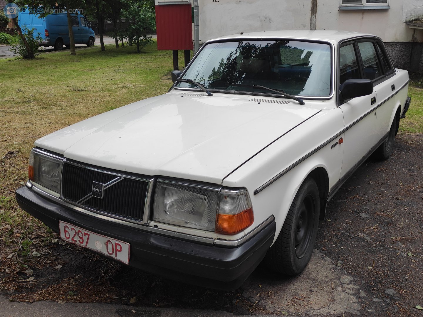 6297 OP, Volvo 240-Series 1st gen 4-door Sedan (244), facelift, 1978–1993