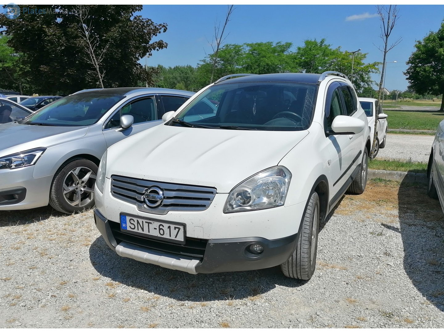 SNT-617, Nissan Qashqai 1st gen +2 (NJ10), 2008–2009