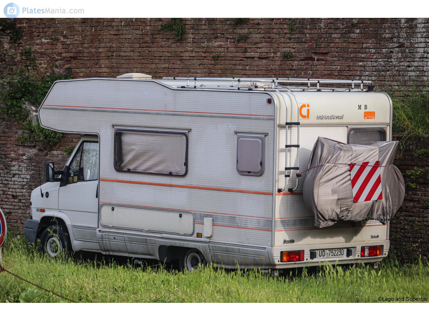 UD 752230, Caravans International International 